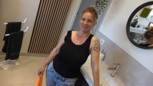 Candy-Samira Porno Video: Dreister 20 jährige Freund von Stiefsohn!