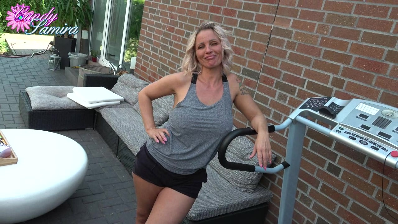 Candy-Samira Porno Video: Nachbar gefickt ! Es stellt sich raus er ist ein Spanner!